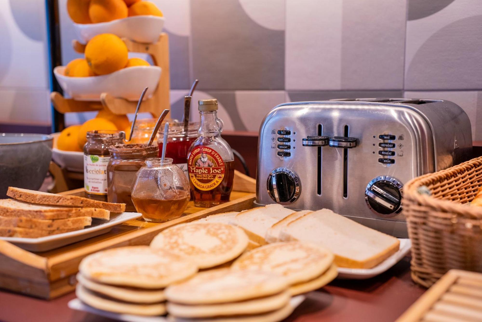 Ibis Styles Paris Montmartre Batignolles Hotel Ngoại thất bức ảnh